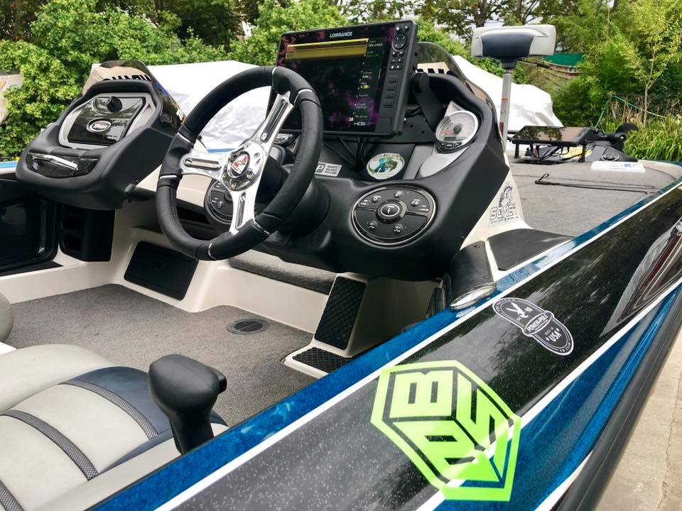 Barco Mike Iaconelli Low.jpg